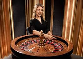 Free Spins bonus screen with multiplier display